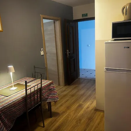 Aryan منزل للإقامة