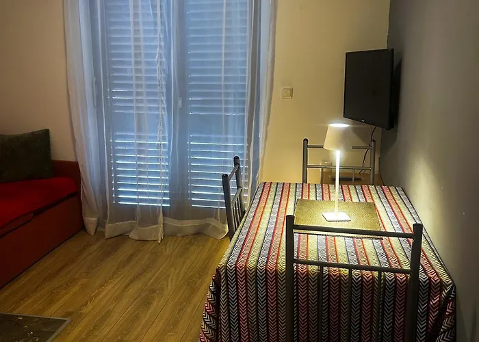 Aryan Privatunterkunft *