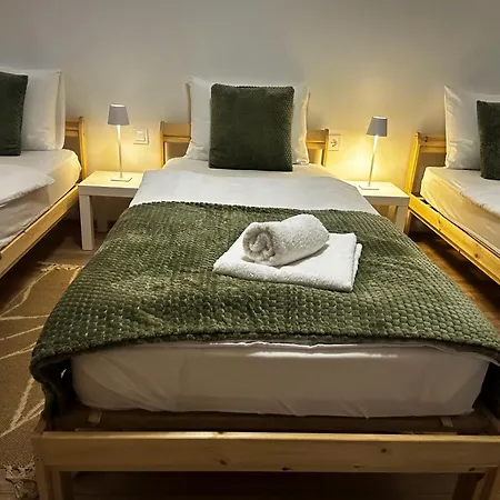 Ostanak kod kuće Aryan